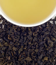 Load image into Gallery viewer, Harney &amp; Sons - Pomegranate Oolong [Loose]
