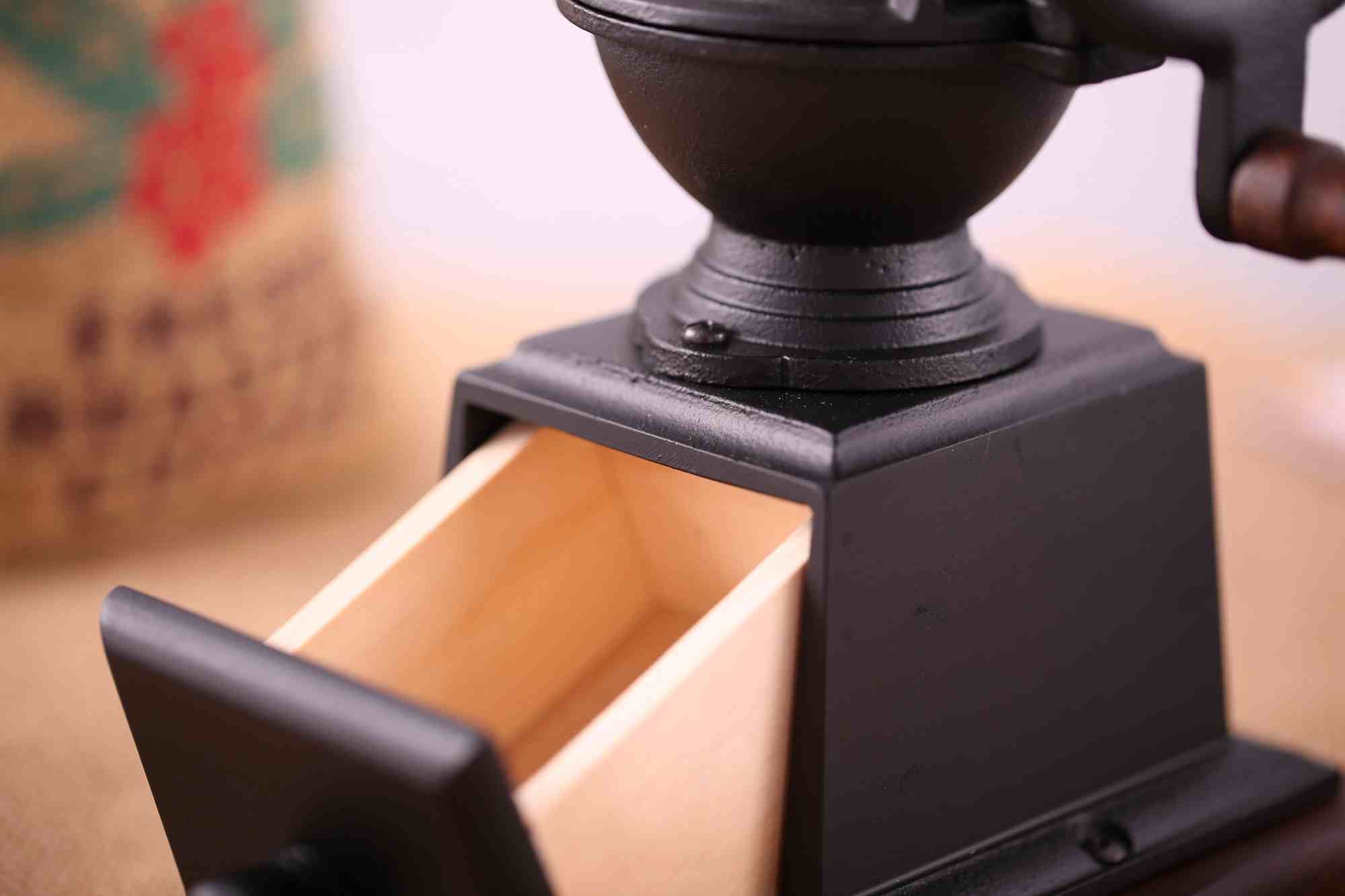 Steel Cast Iron Burr Manual Grinder