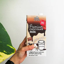 Load image into Gallery viewer, Premium Chocolate UHT Milk
